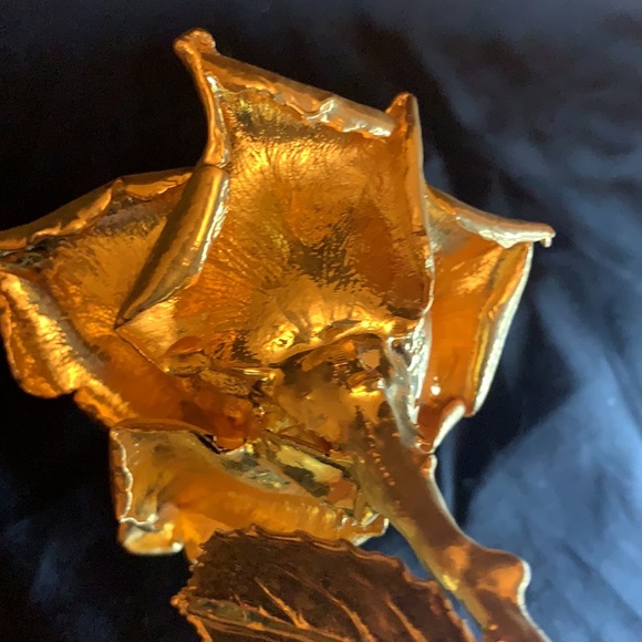 24kt gold dipped real long stem rose - Picture 8 of 10